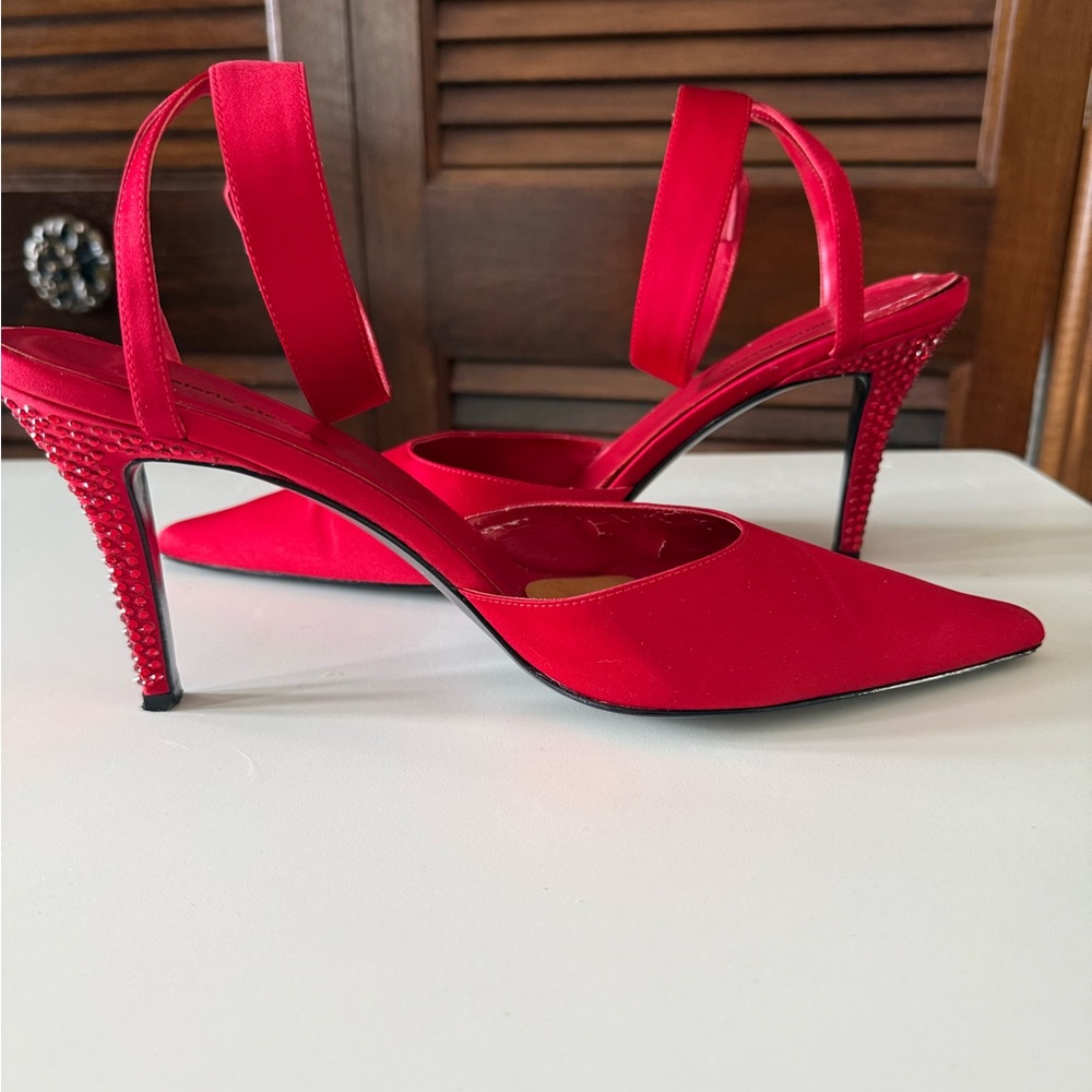 Valerie Stevens Vibrant Red Slingback Heels with Jeweled Heels 9m